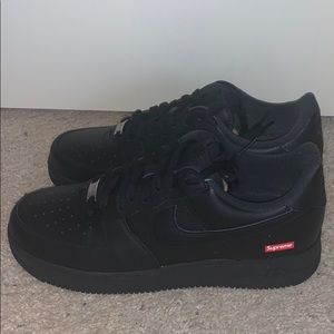 Supreme Black Air Force 1 lows.
